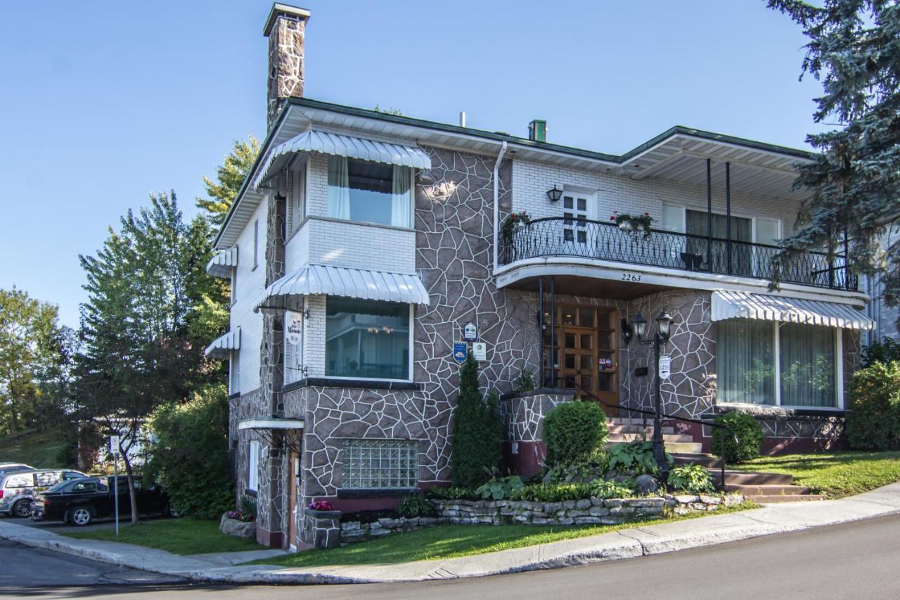 Gite Au P'Tit Manoir B&B Chicoutimi Exterior foto
